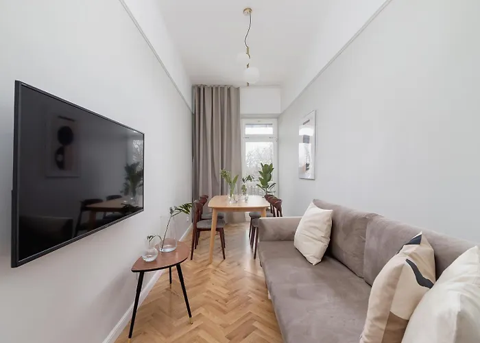 2 - Bedroom Apartment With Balcony - Rejtana 10