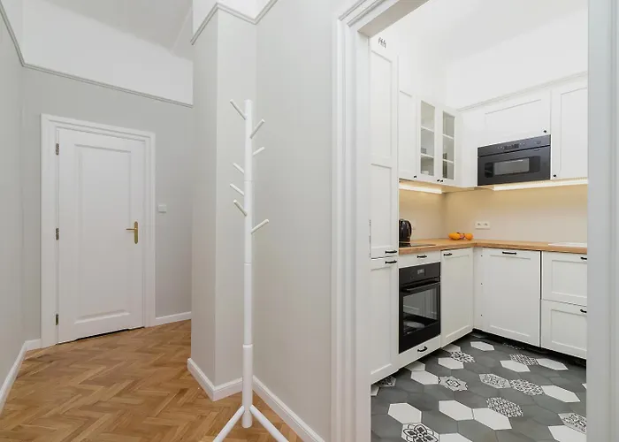 2 - Bedroom Apartment With Balcony - Rejtana 10