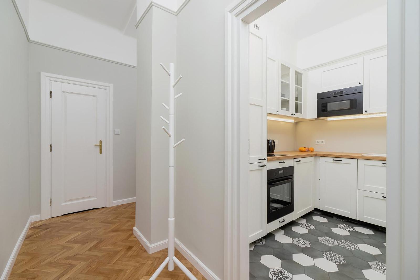 2 - Bedroom With Balcony - Rejtana 10